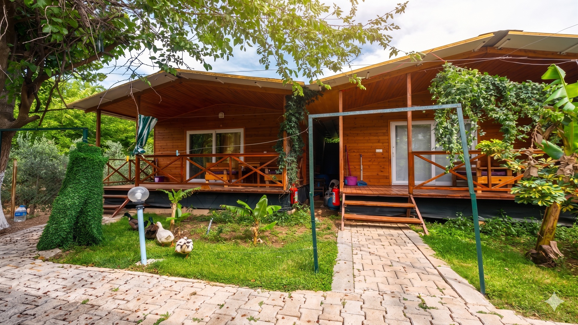 Denize yakın Adrasan apart odası